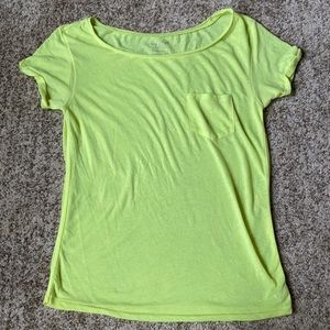 AE Neon yellow tee